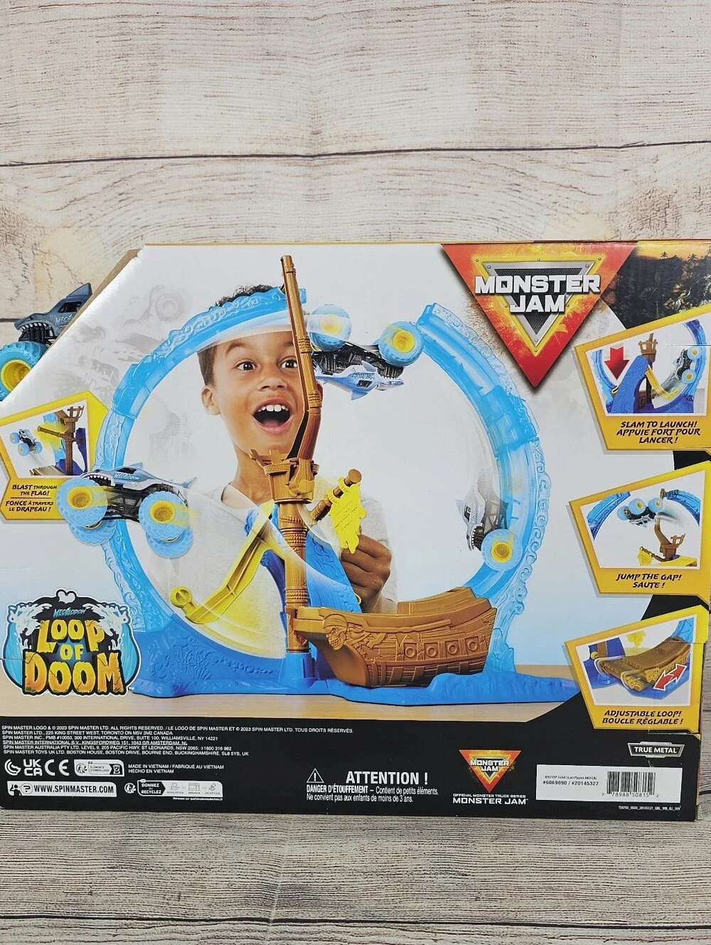 Monster Jam Megalodon Loop Of Doom Player Sealed Spin Master